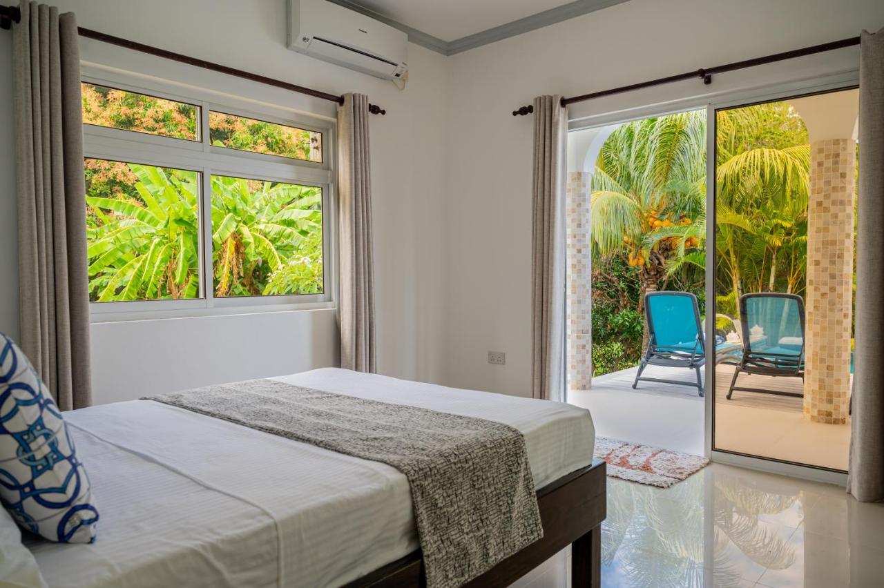 Tranquility Villas Baie Sainte Anne Exterior foto